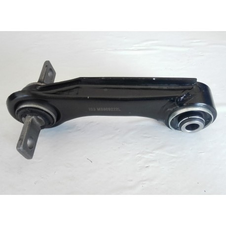 BRAZO TRASERO DERECHO CORTO MITSUBISHI LANCER SIGNO MIRAGE